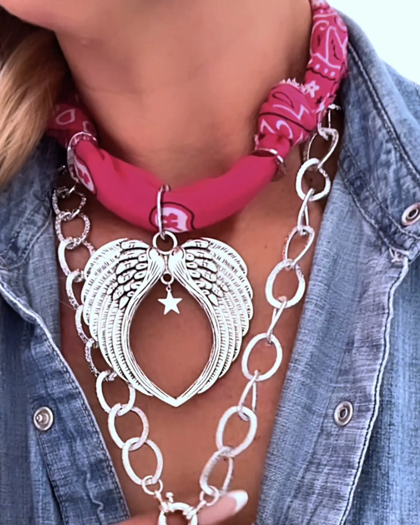 Collar Bandana Fucsia Maxi Alas Silver 1