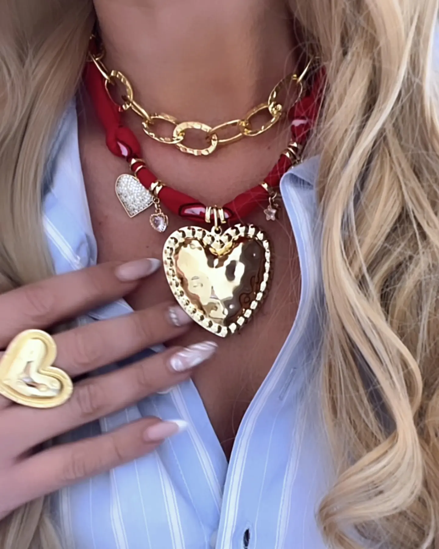 Pack de Collares Bandana Roja Multidije +Cadena Martillada Gold 3