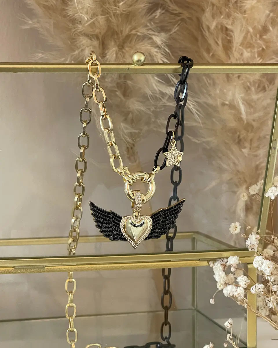 Collar Corazón Alado Black & Gold 2