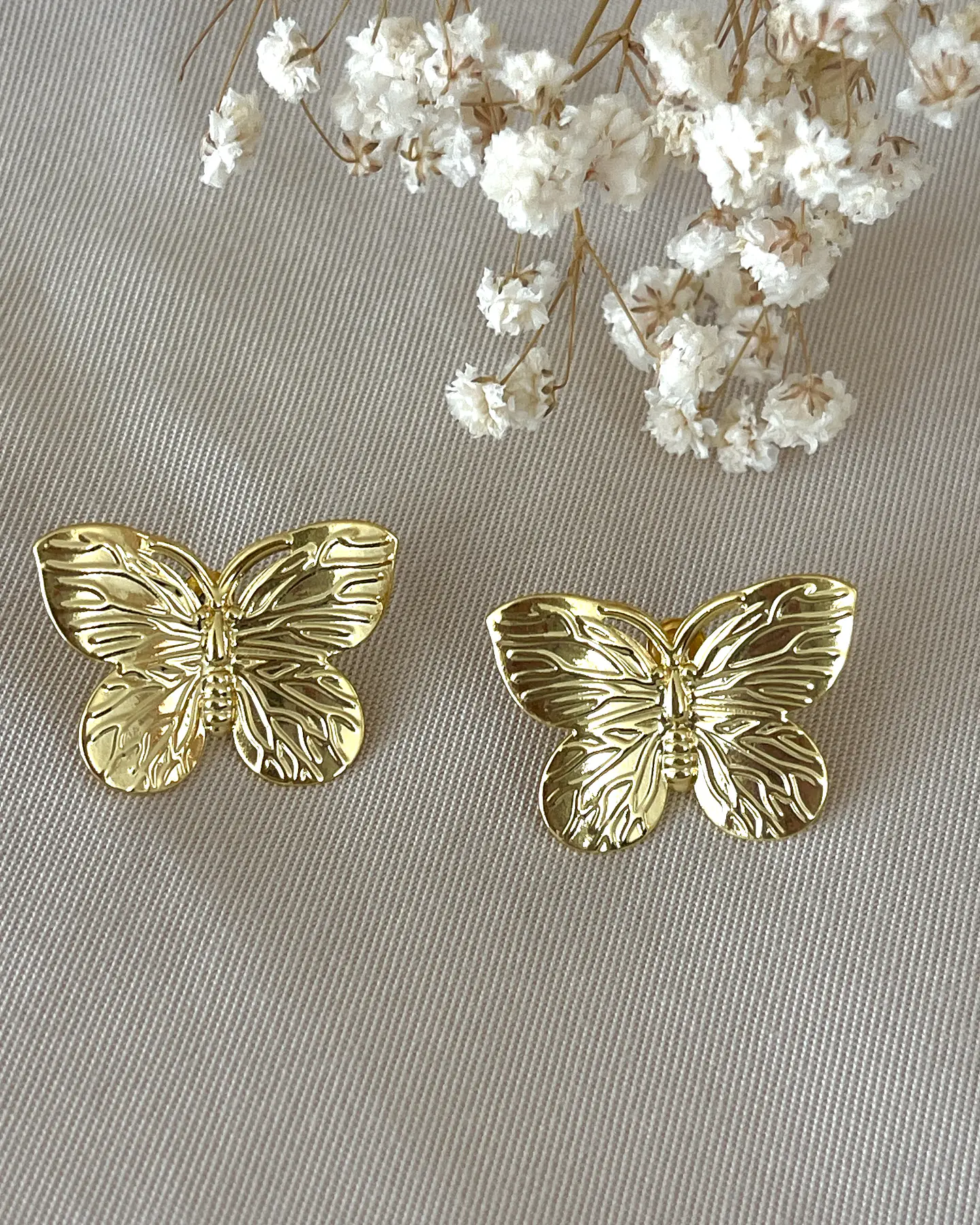 Aros Mariposa solitaria Gold 1