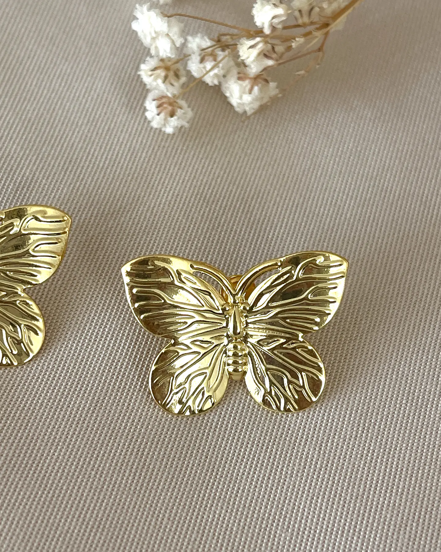 Aros Mariposa solitaria Gold 5