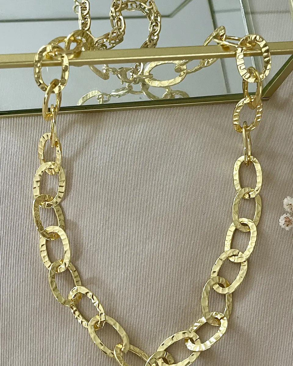 Collar Candado corazón Black maxi eslabones martillados gold  5