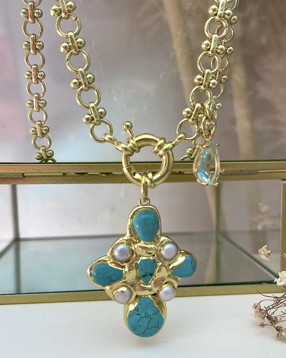 Collar Cruz Turquesa Perlas cristal Gold 2