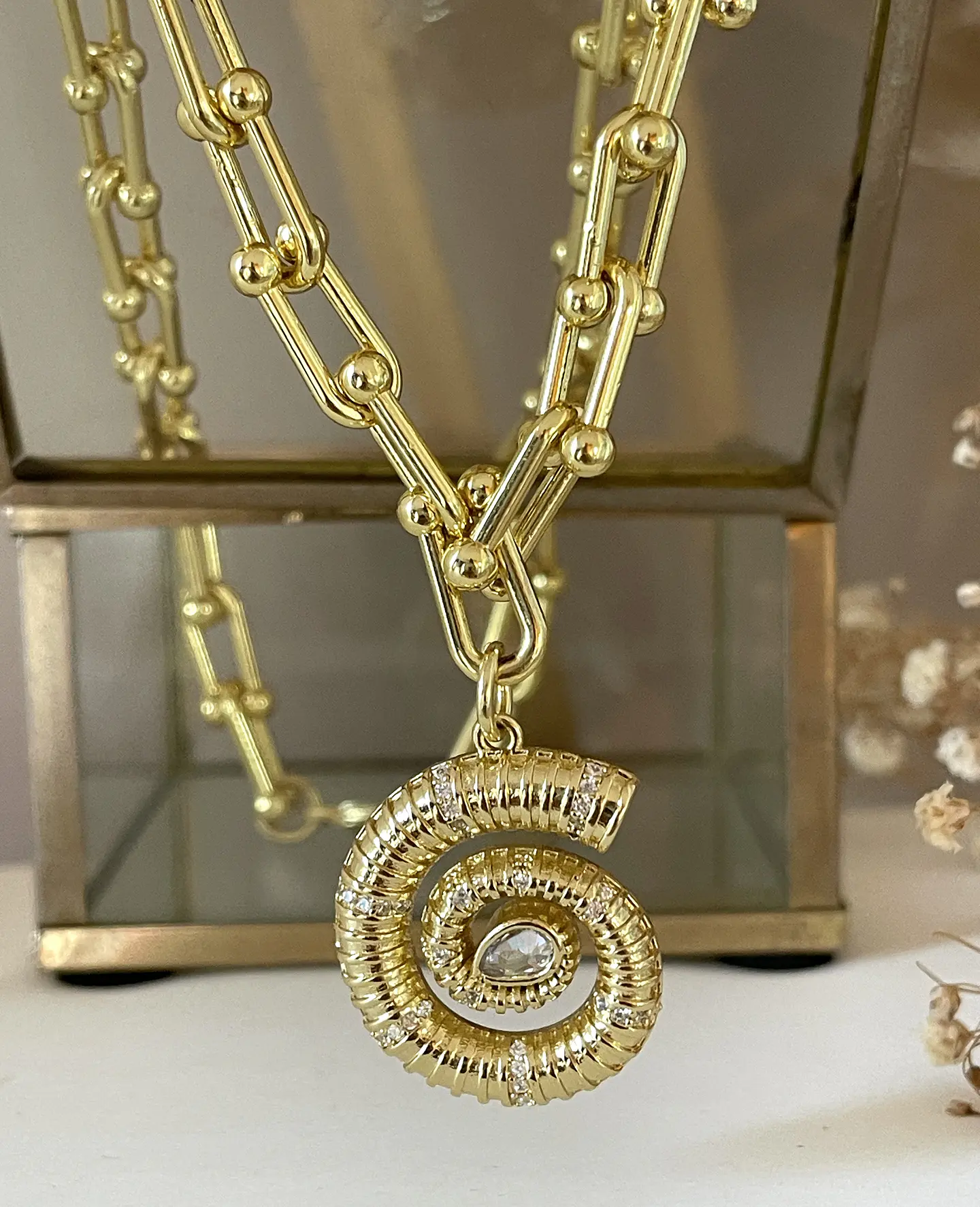 Collar Caracola eslabones Tiffany Gold 3