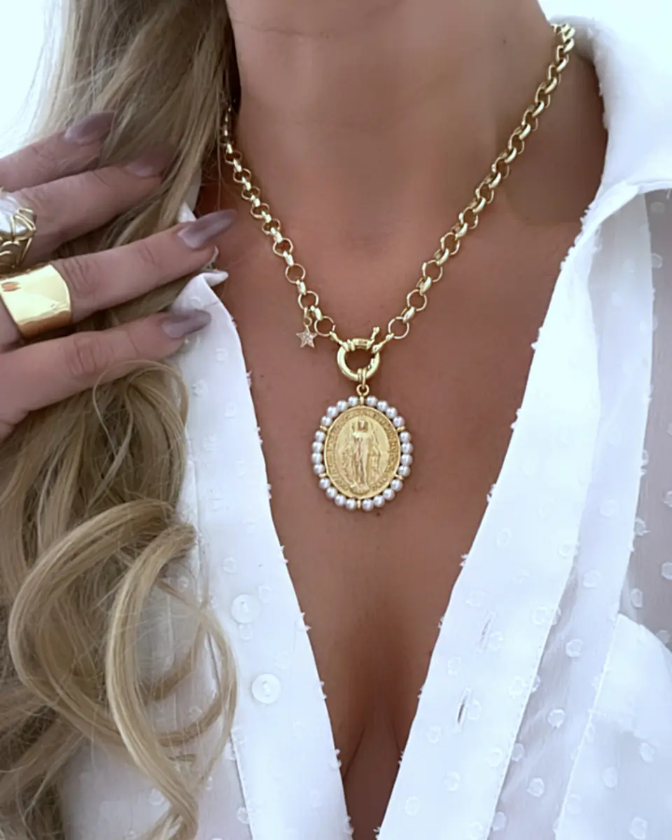 Collar Medallón Virgen Rayos Perlas punto luz Gold 5