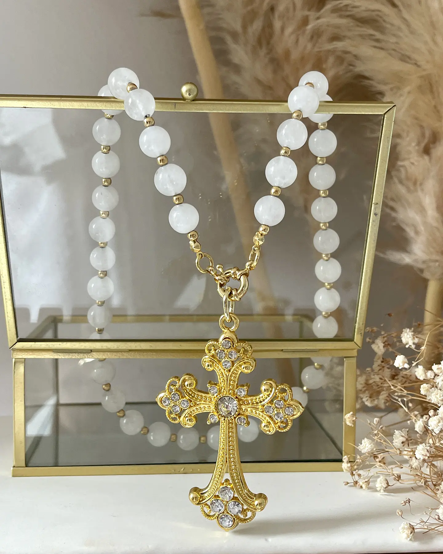 Collar Maxi Cruz Cuarzo Blanco Gold 2
