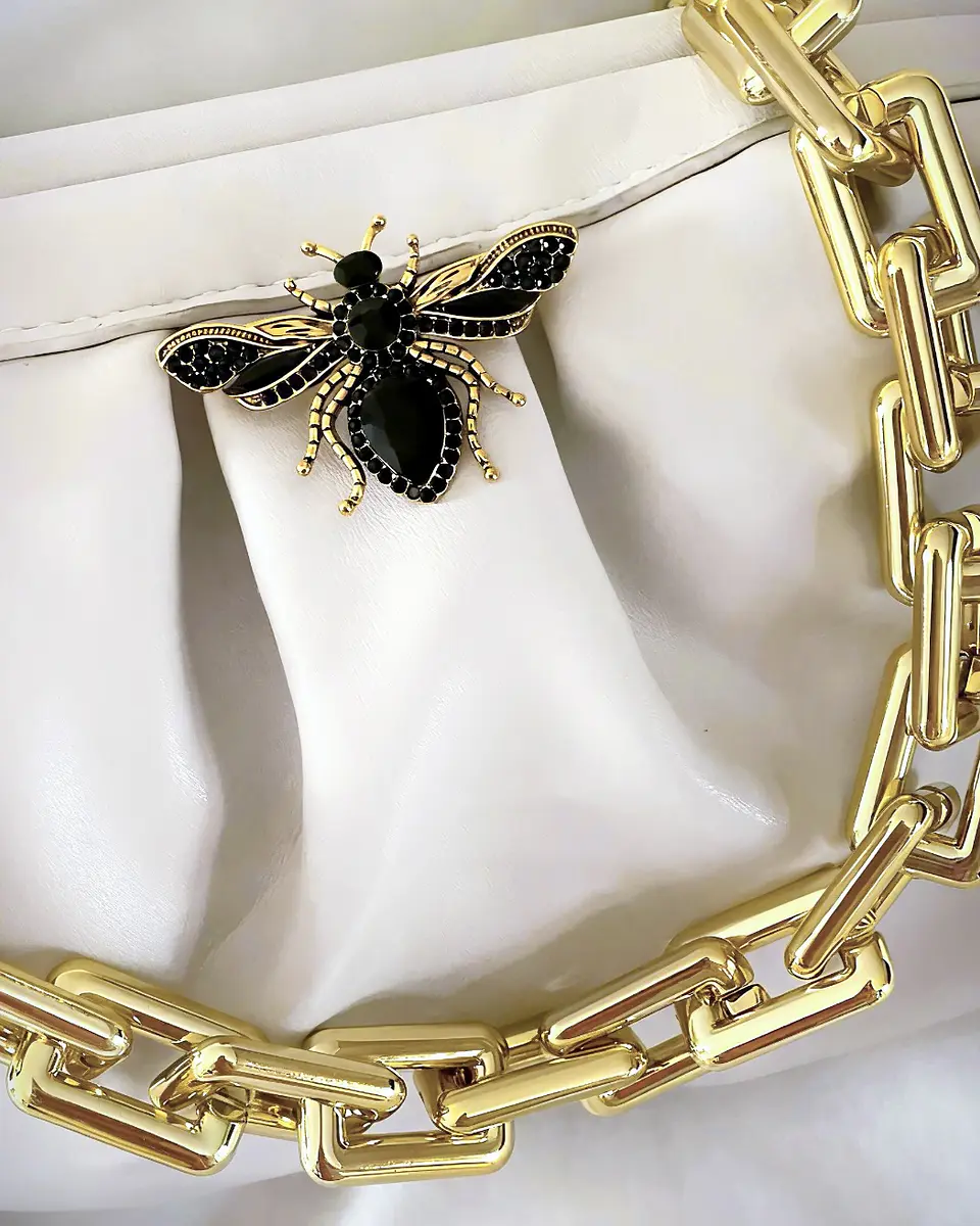 Broche Black Queen Gold  3