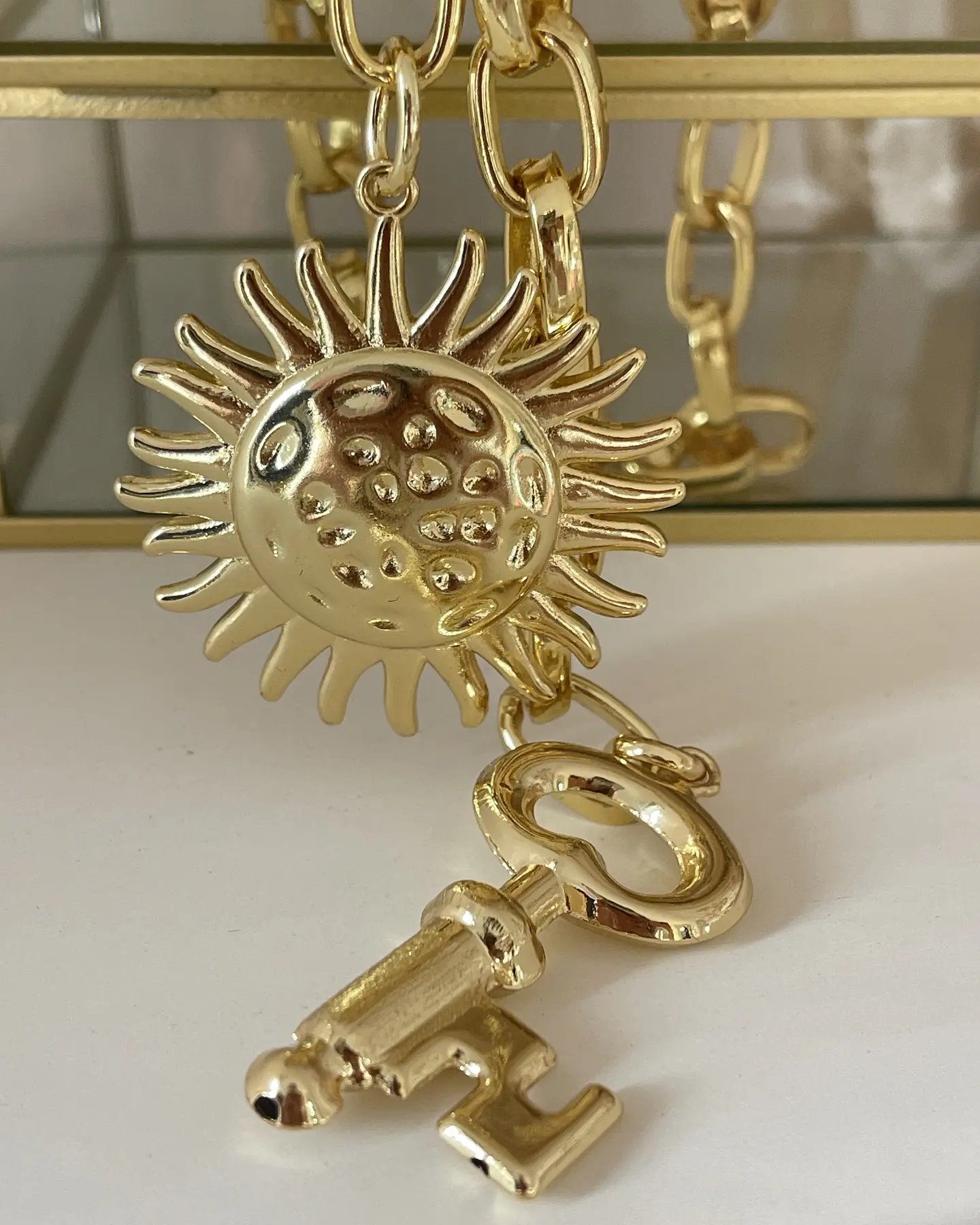 Collar Maxi Girasol y Llave broche Luxury Gold 6