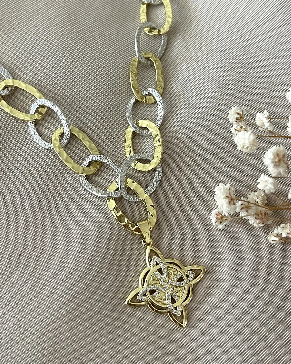 Collar Nudo de Bruja Maxi Eslabones Silver & Gold 4