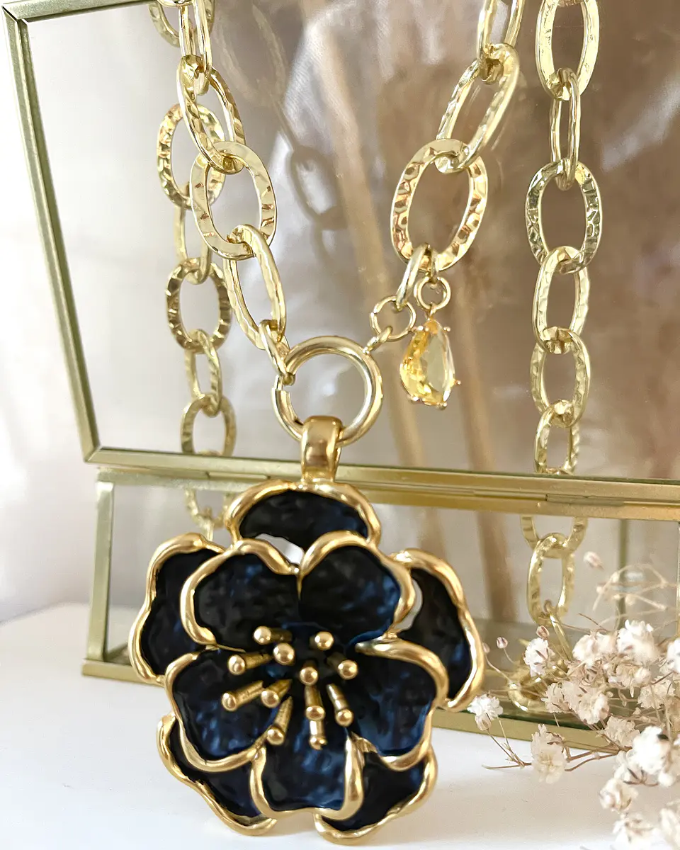Collar XL Maxi Camelia Black Esmaltada Gold 6