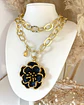 Collar XL Maxi Camelia Black Esmaltada Gold - Miniatura 10