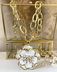Collar XL Maxi Camelia White Esmaltada Gold  - Miniatura 2