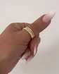 Anillo Beach Triple Banda Circones Gold - Miniatura 2