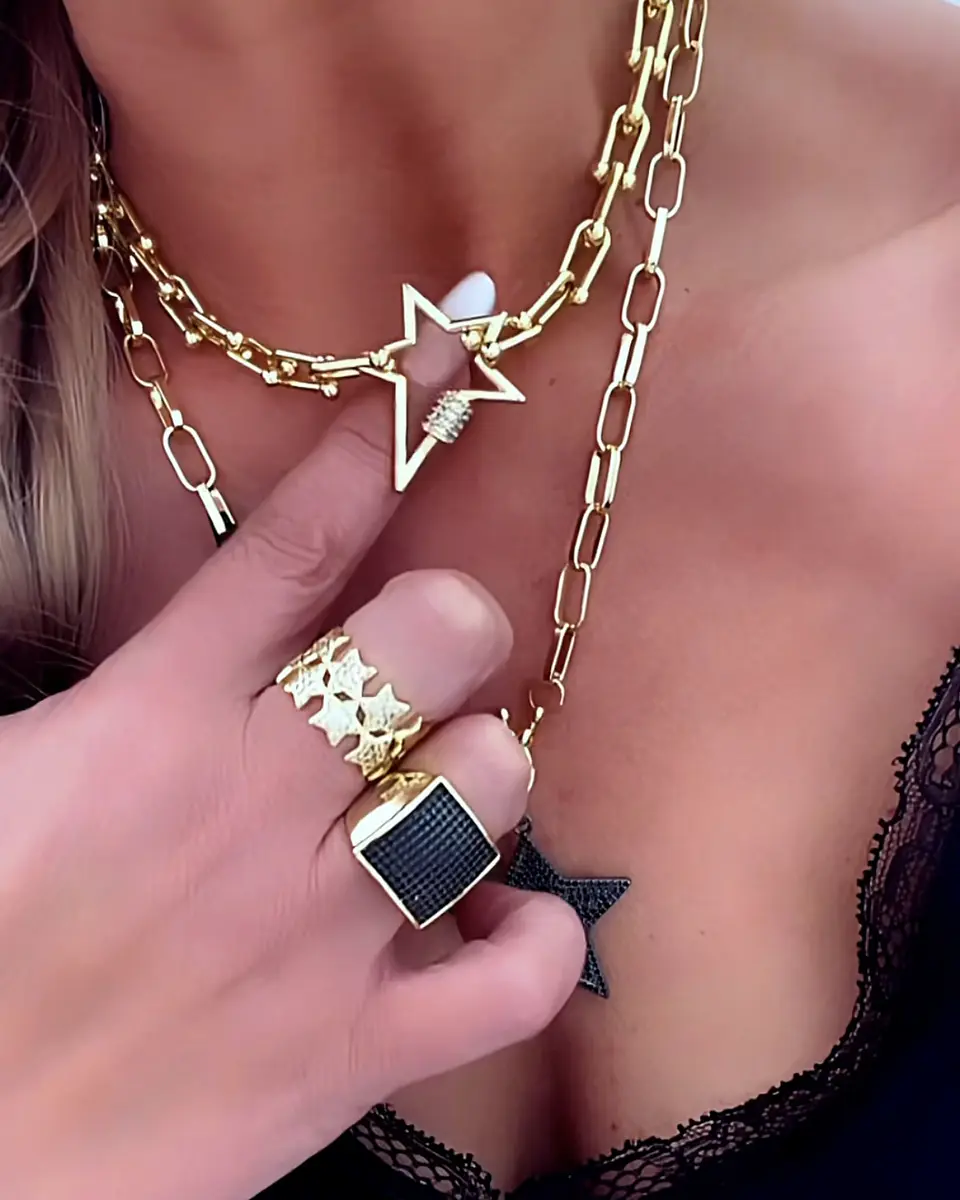 Collar Estrella Irregular Gold 1