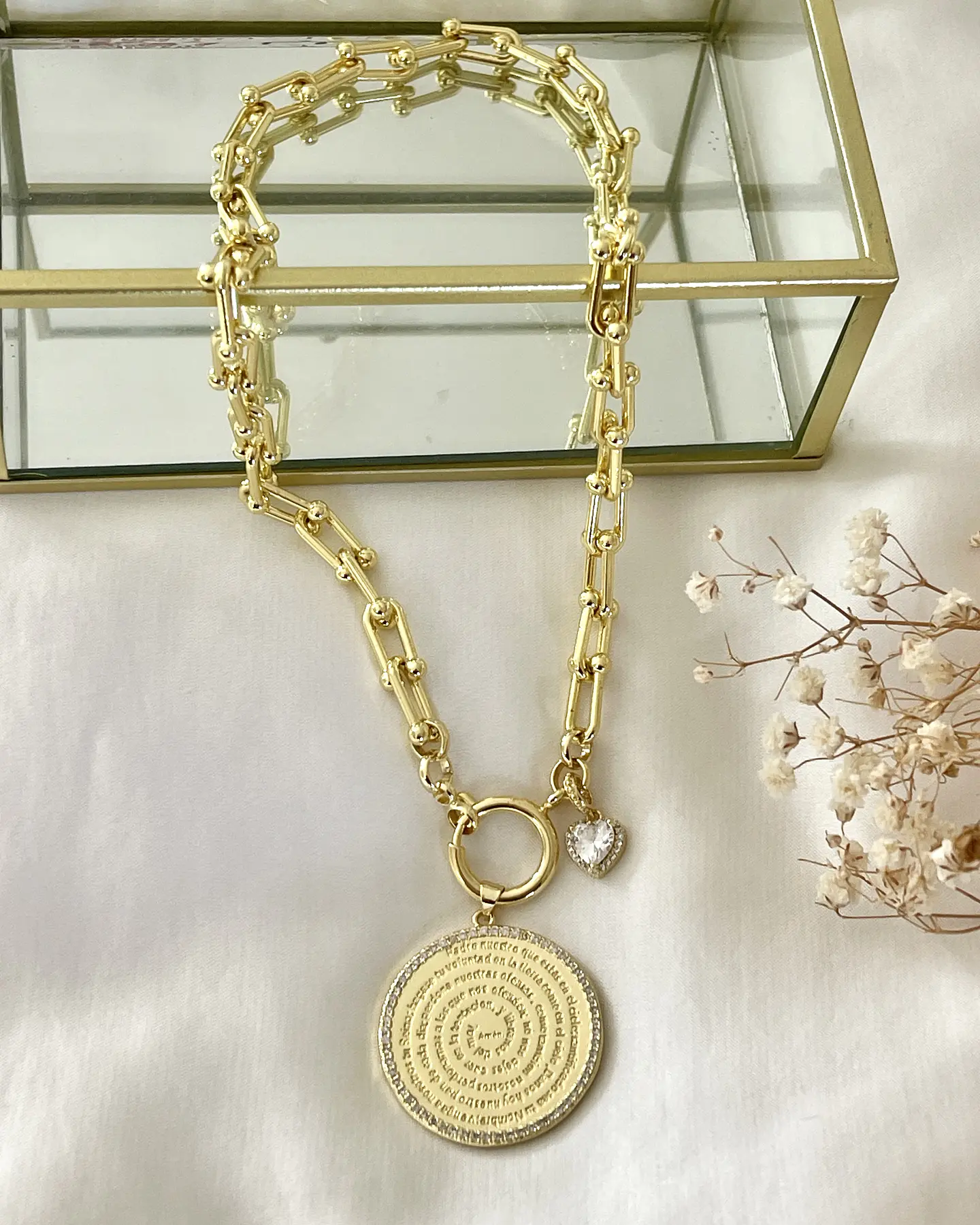 Collar Medallón Padre Nuestro Español Circones Gold 4