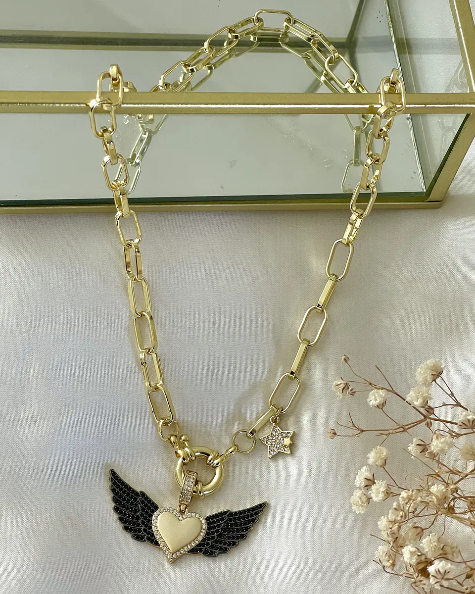 Collar Corazón Alado Black Gold 3