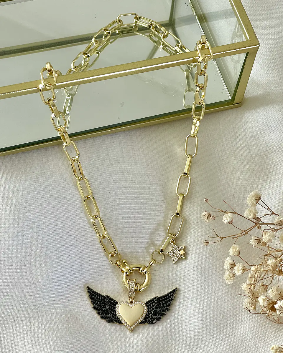Collar Corazón Alado Black Gold 1