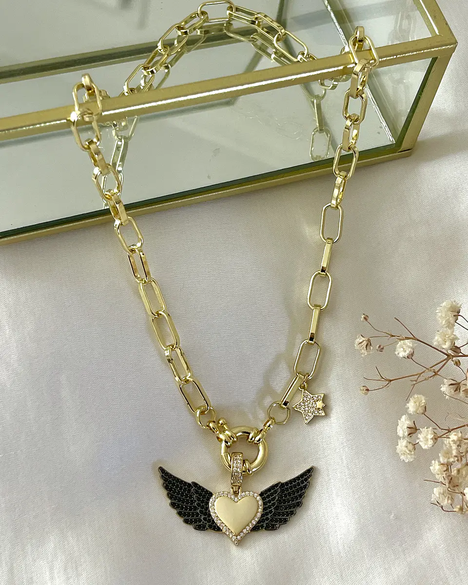 Collar Corazón Alado Black Gold 4