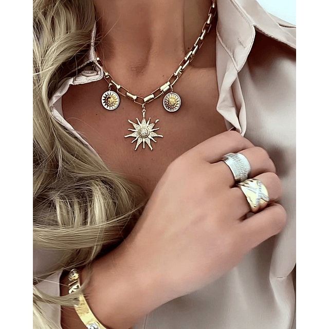 Collar Trío de Soles Eslabones rectangulares Gold