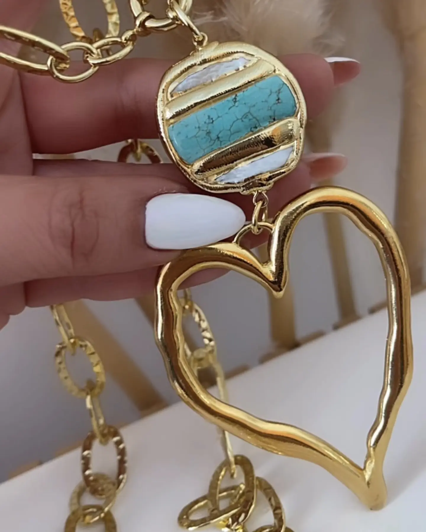 Collar XL Maxi Corazón Silueta Turquesa Nácar Gold 5