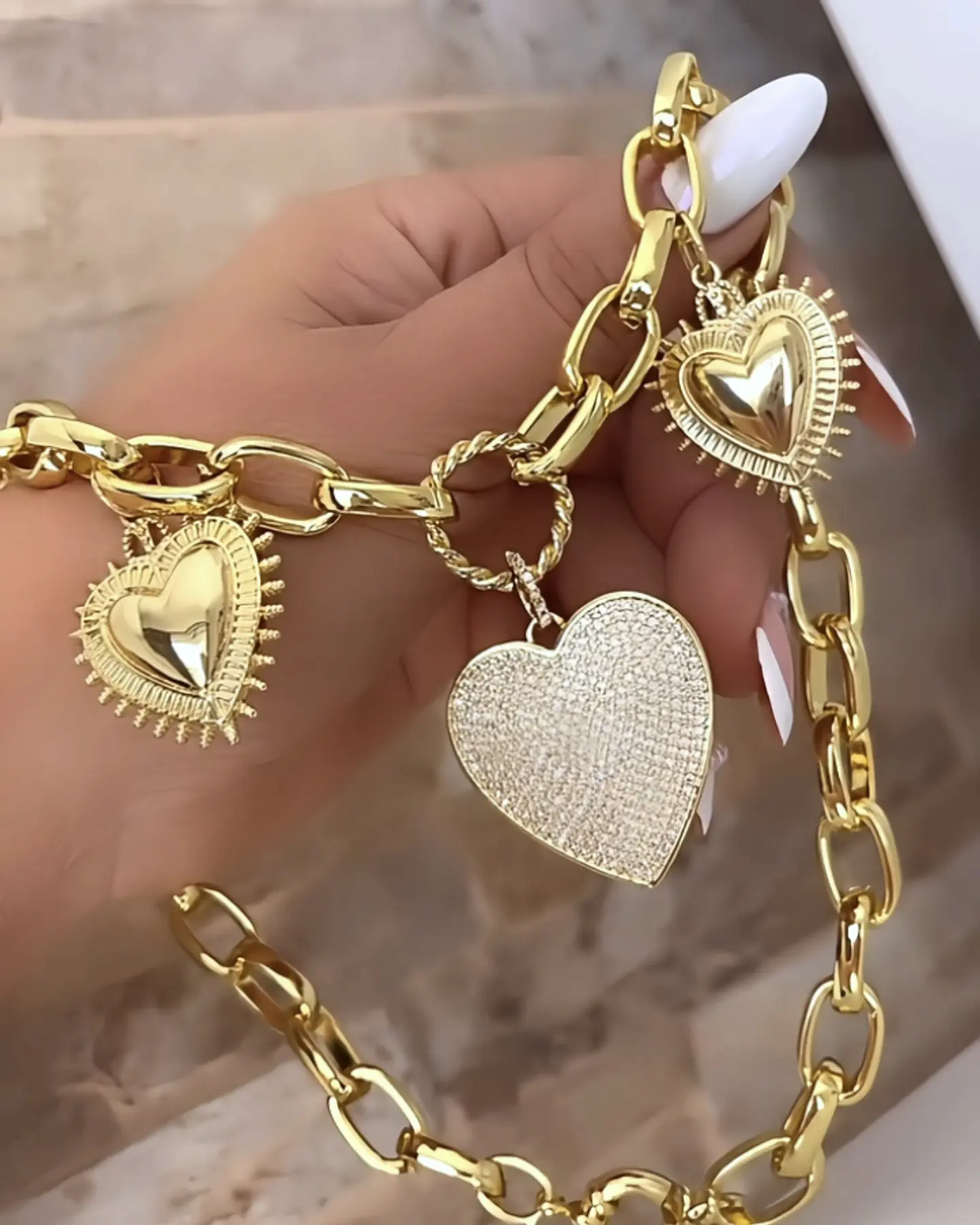 Collar Trío de Corazones Detente Maxi Eslabones Gold 6