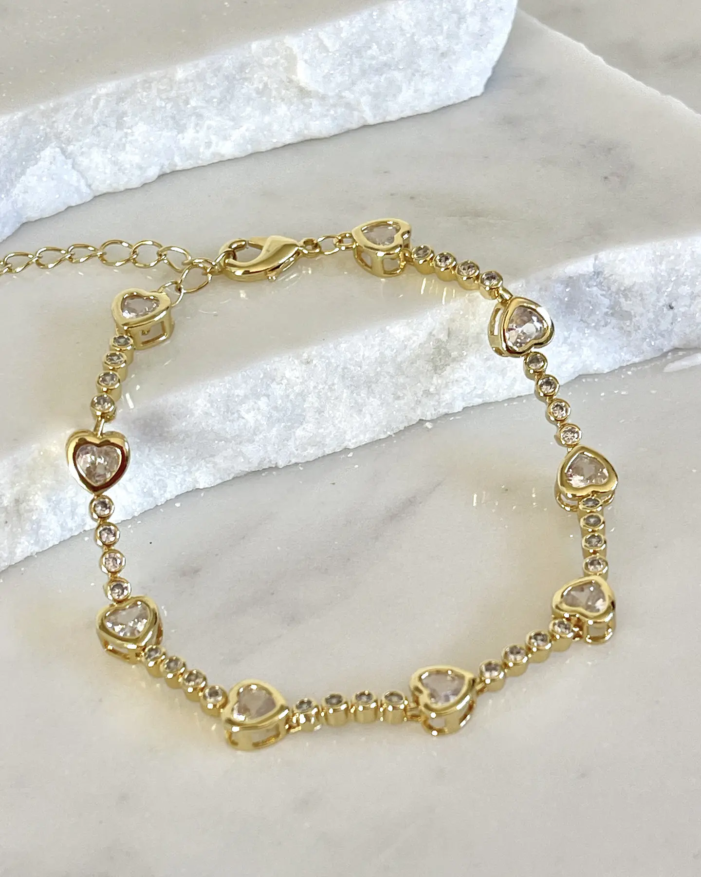 Pulsera Cintillo de Corazones Cristales Gold  1