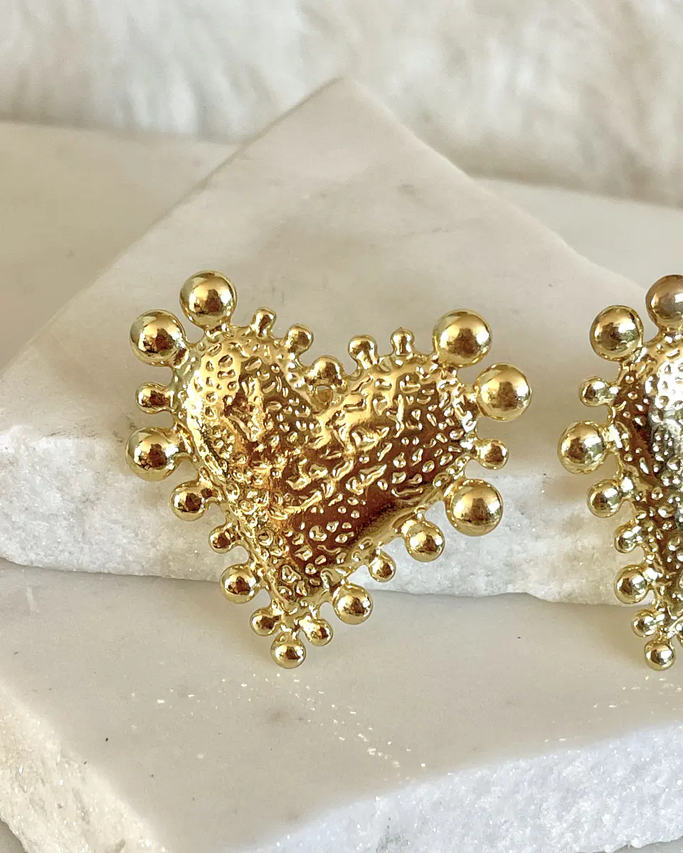  Aros Corazón Relieve y esferas gold  3