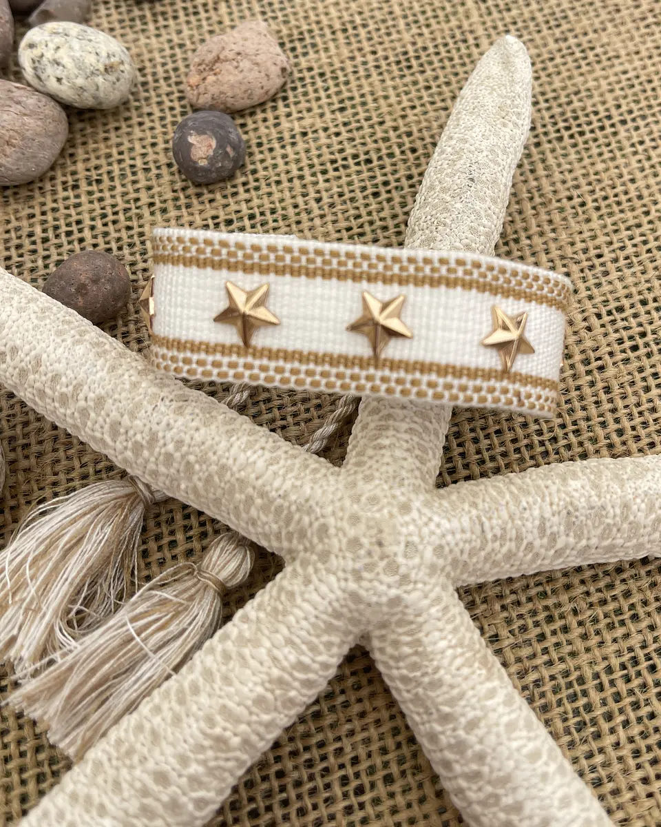 Pulsera Tejida Estrellas Gold 2