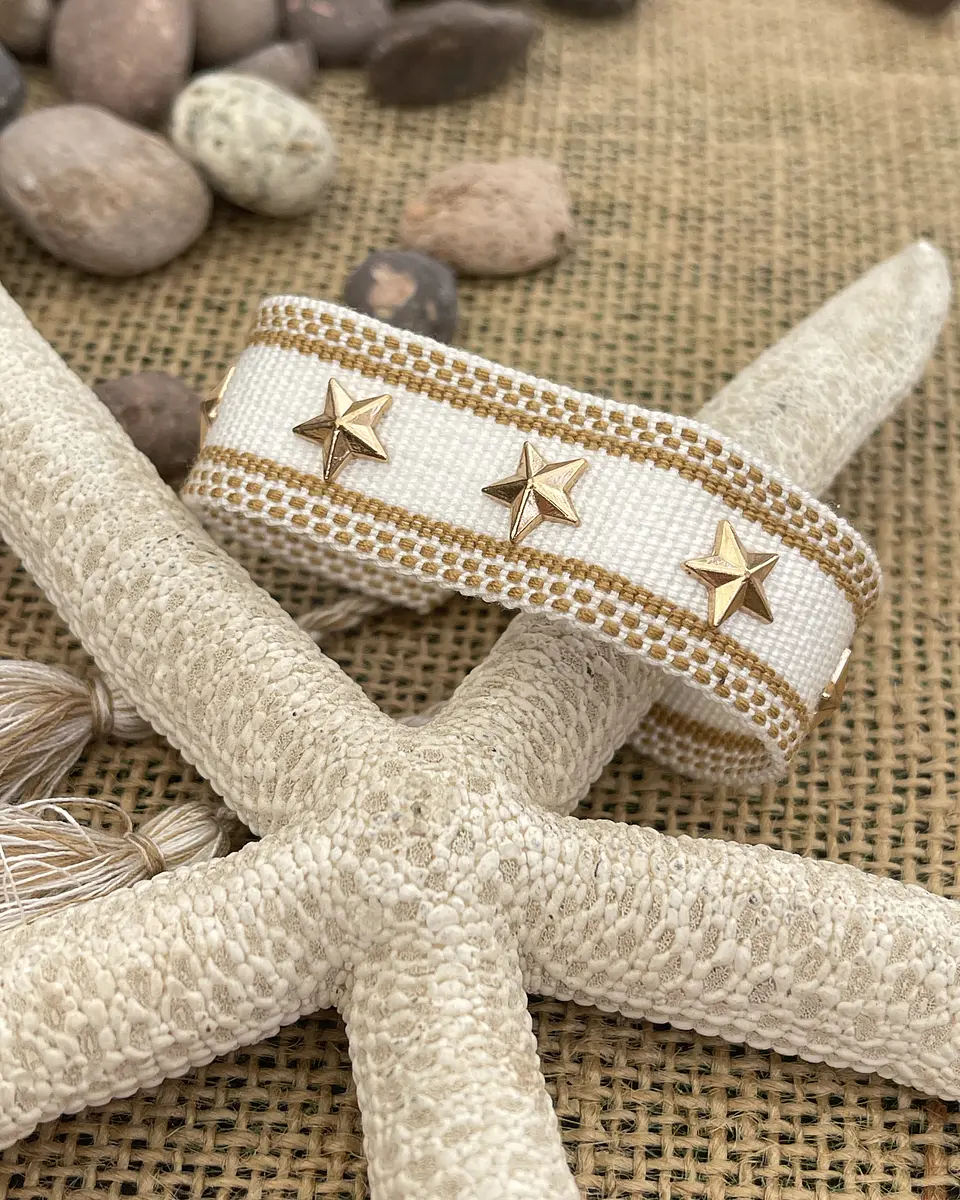 Pulsera Tejida Estrellas Gold 4