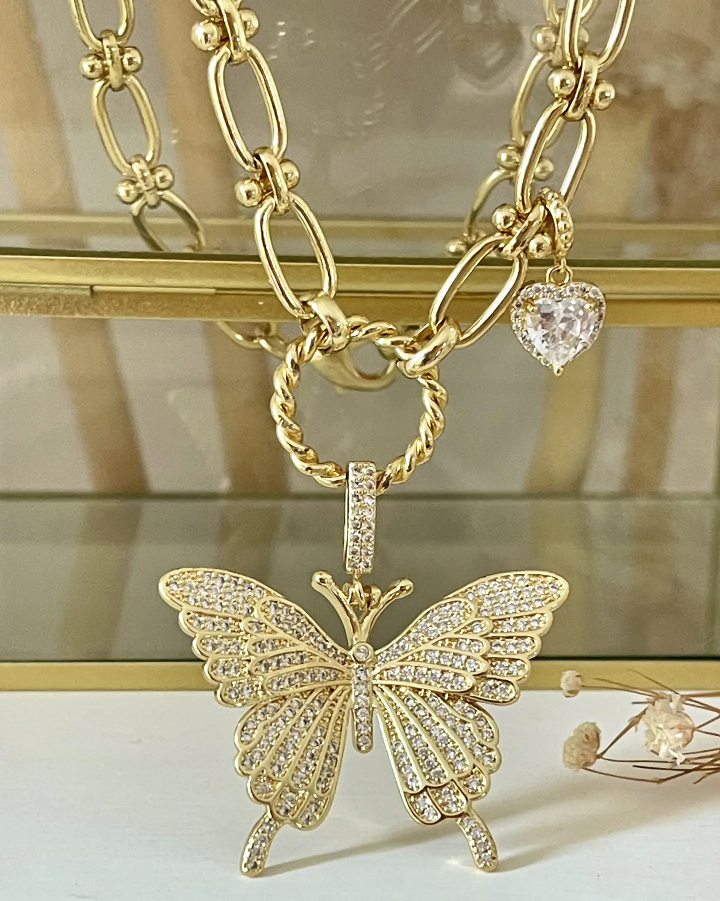 Collar Maxi Mariposa Circones conector circular punto de luz gold- 3