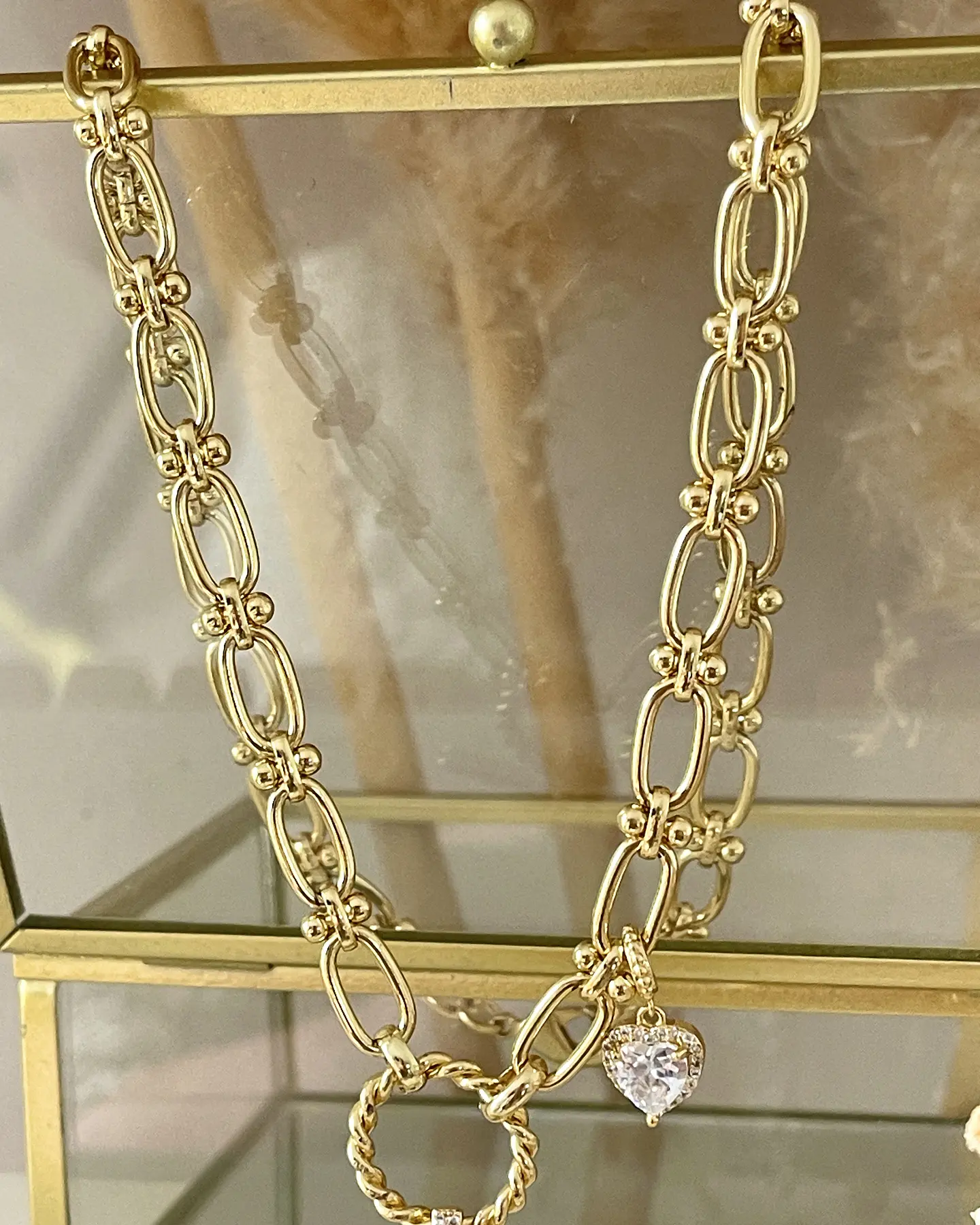 Collar Maxi Mariposa Circones conector circular punto de luz gold- 5