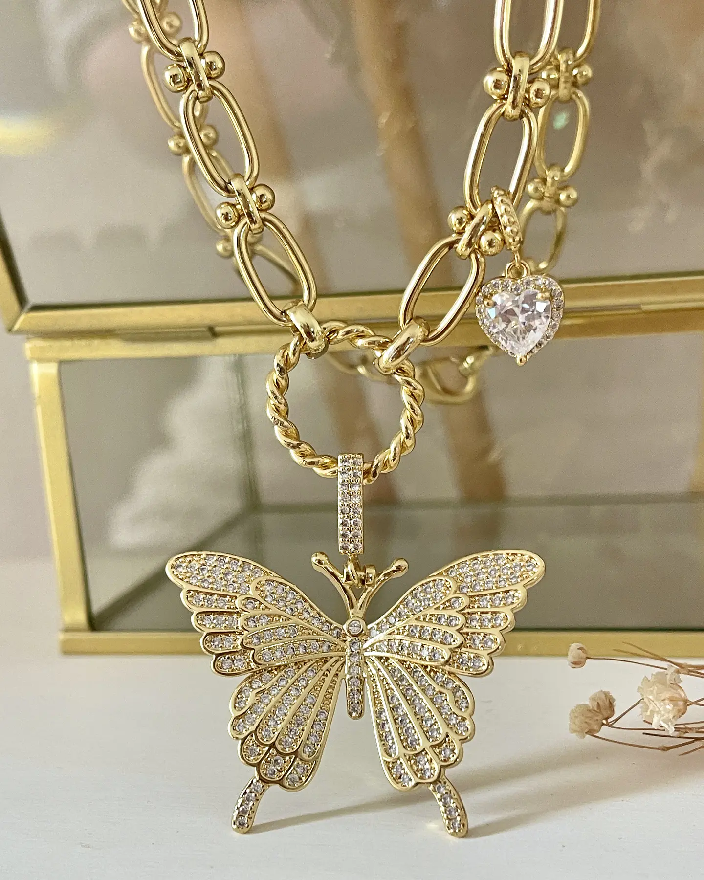 Collar Maxi Mariposa Circones conector circular punto de luz gold- 1