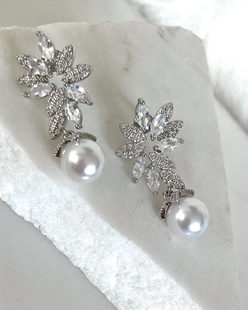 Aros Flor Luxury Circones Perla Silver 2