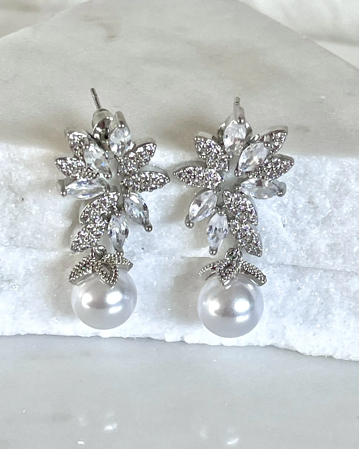Aros Flor Luxury Circones Perla Silver 4