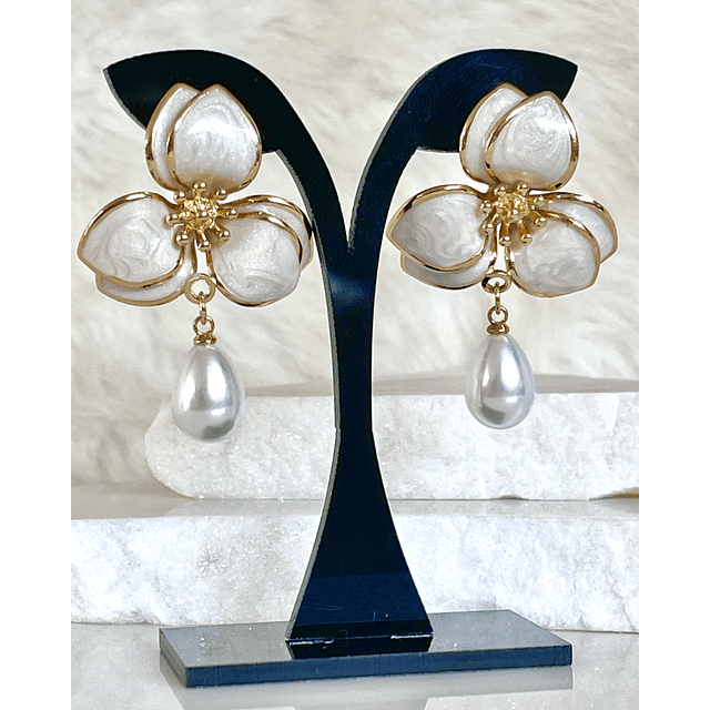 Aros Flor Magnolia Perla Gold- COPIAR