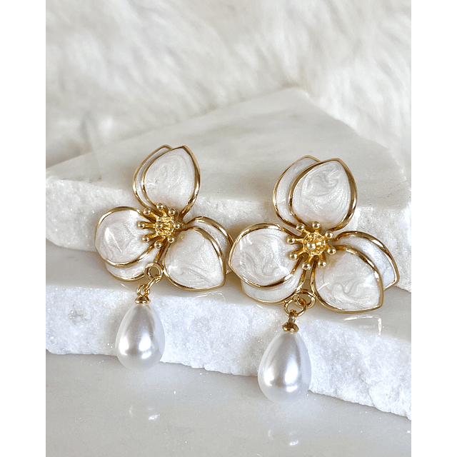 Aros Flor Magnolia Perla Gold- COPIAR