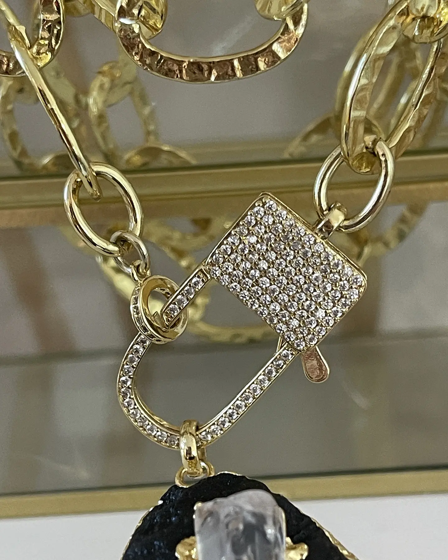 Collar XL Turmalina Negra Cuarzo Broche Candado Luxury gold  9