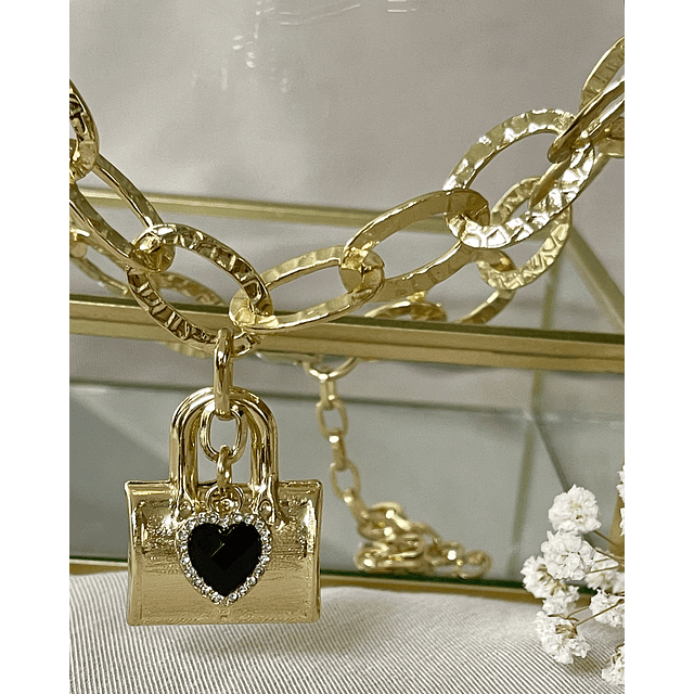 Collar Candado corazón Black maxi eslabones Gold