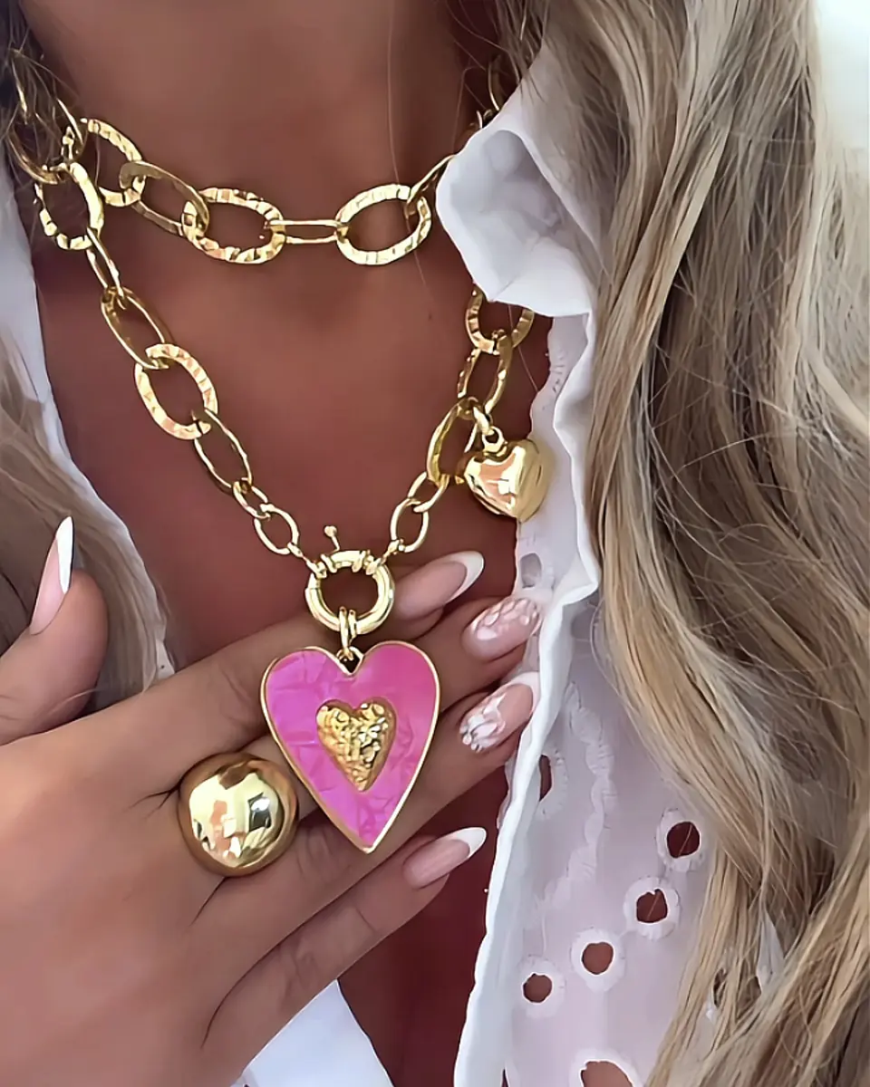 Collar XL Maxi Corazón Pink Maxi Eslabones Martillados Gold 3