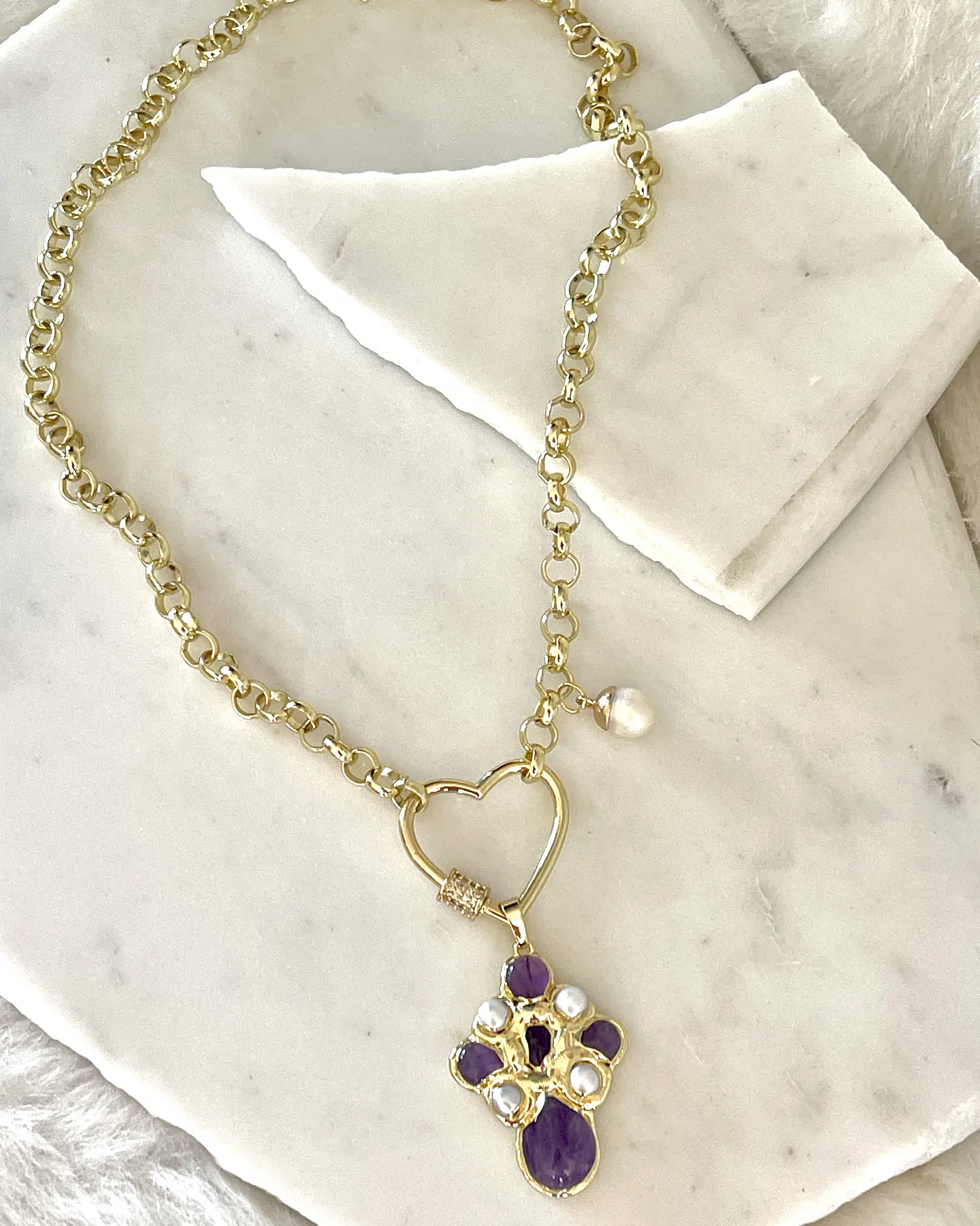 Collar Cruz Amatista Perlas conector corazón Gold 2