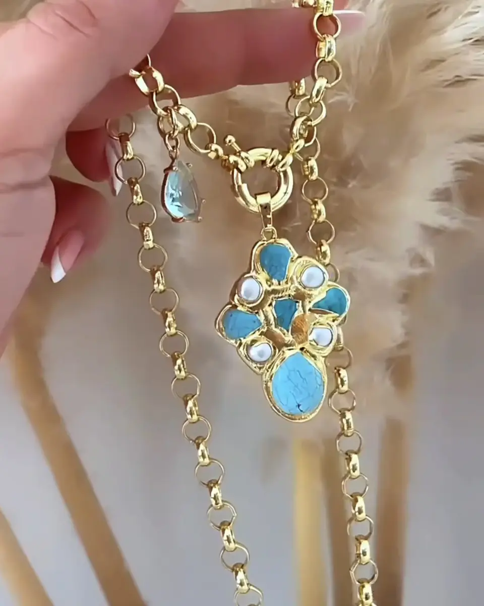 Collar Cruz Turquesa Perlas cristal Gold 3