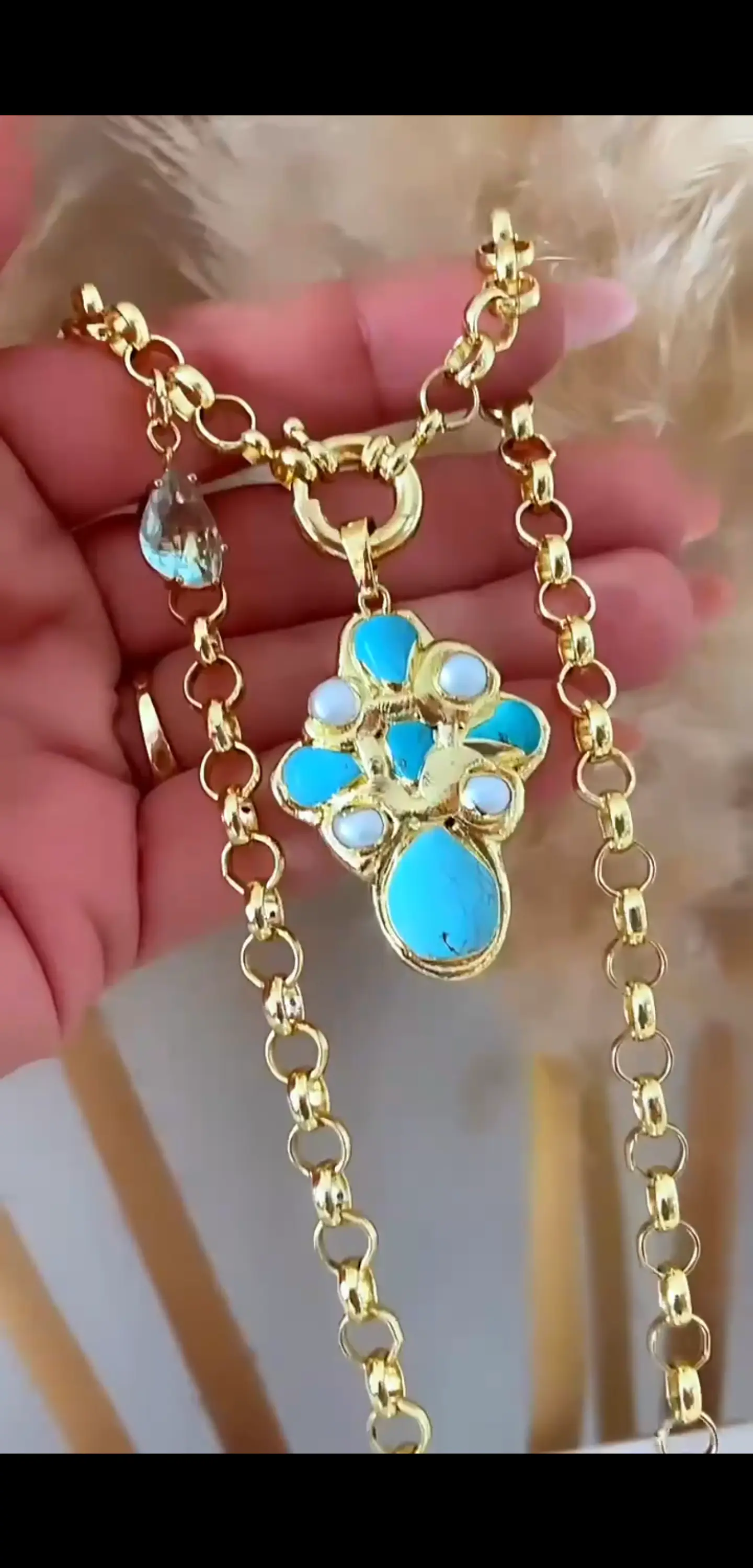 Collar Cruz Turquesa Perlas cristal Gold 7