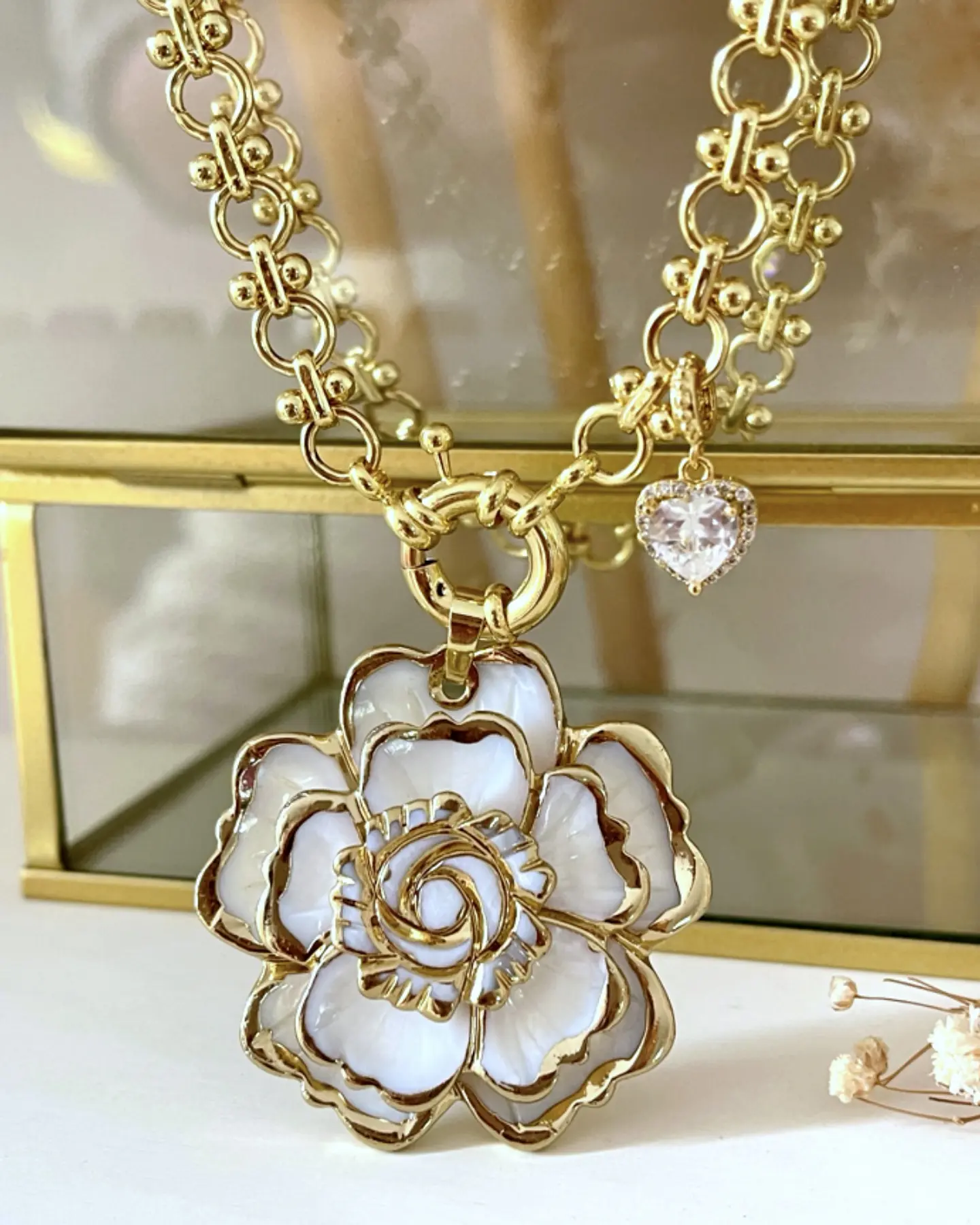 Collar Maxi Camelia eslabones mixtos punto luz Gold 5