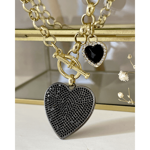 Collar Maxi Corazón Black Circones  eslabones rolo gold