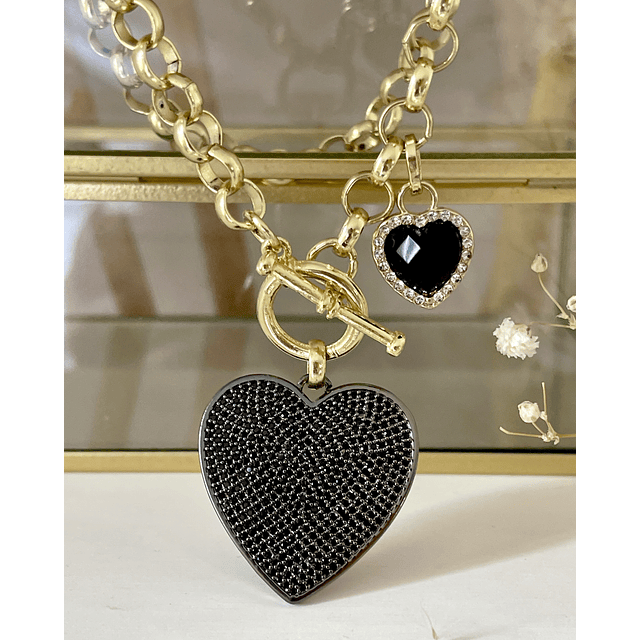 Collar Maxi Corazón Black Circones  eslabones rolo gold