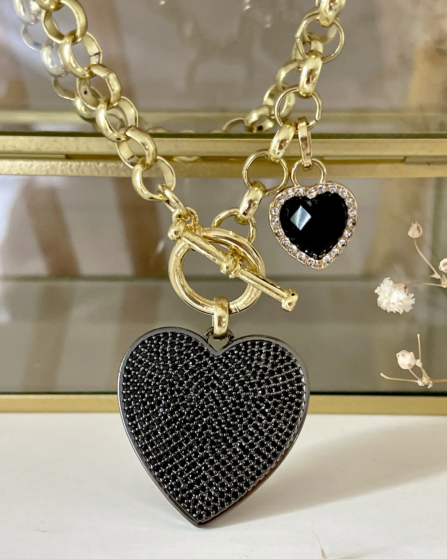 Collar Maxi Corazón Black Circones  eslabones rolo gold 2