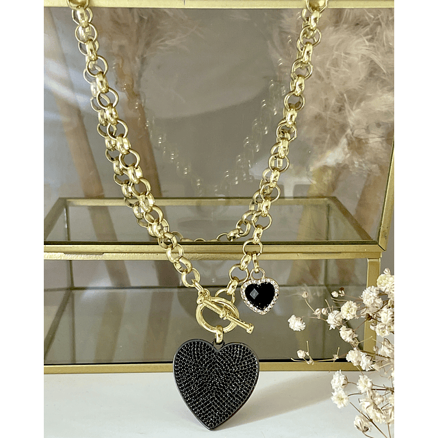 Collar Maxi Corazón Black Circones  eslabones rolo gold