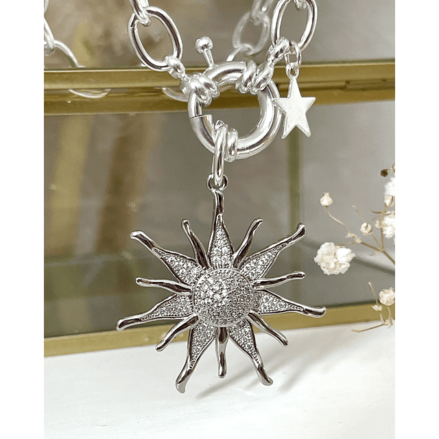 Collar Sol Circones Punto de luz Silver