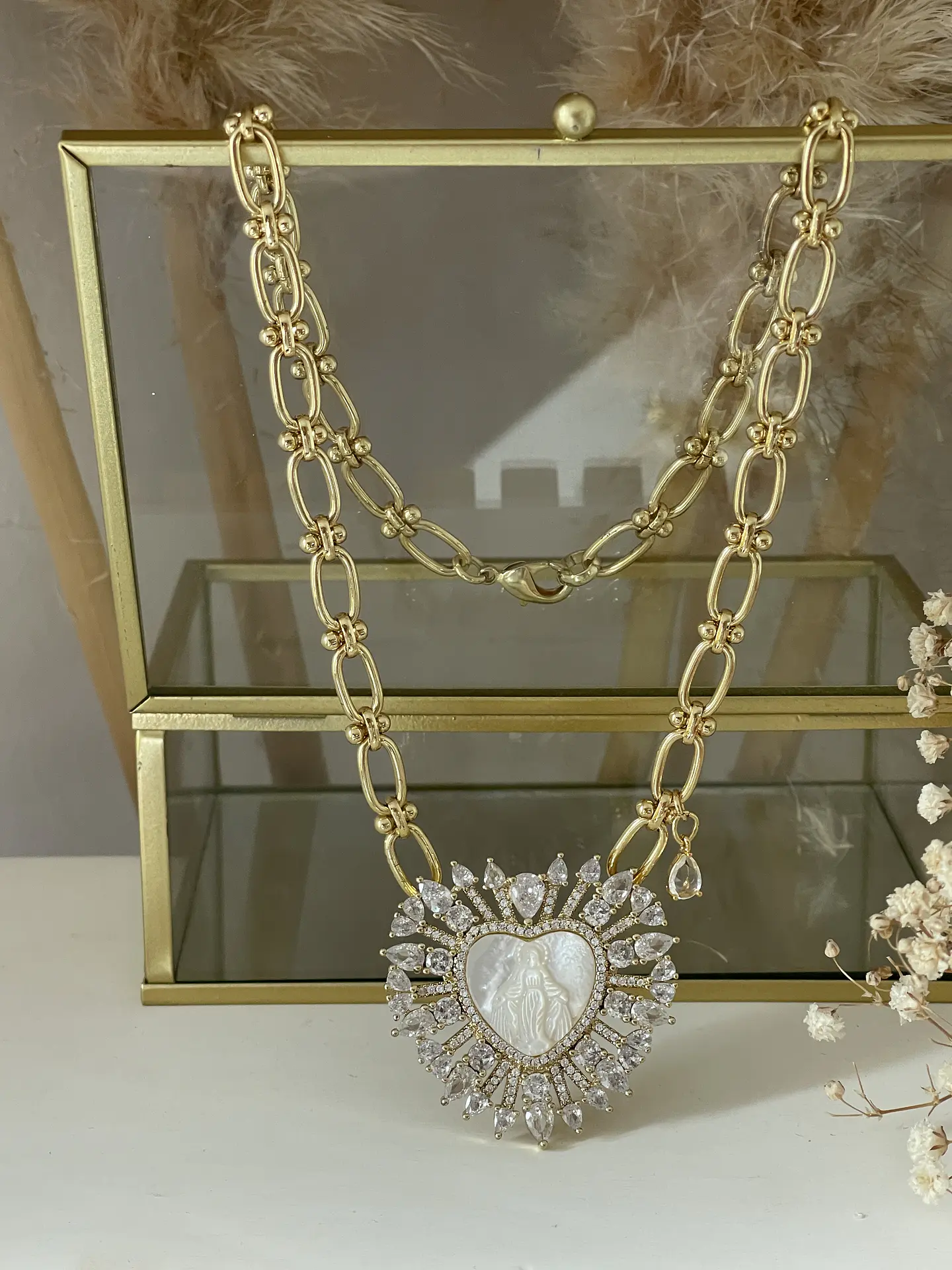Collar maxi eslabones Corazón Virgen Nácar Gold 4