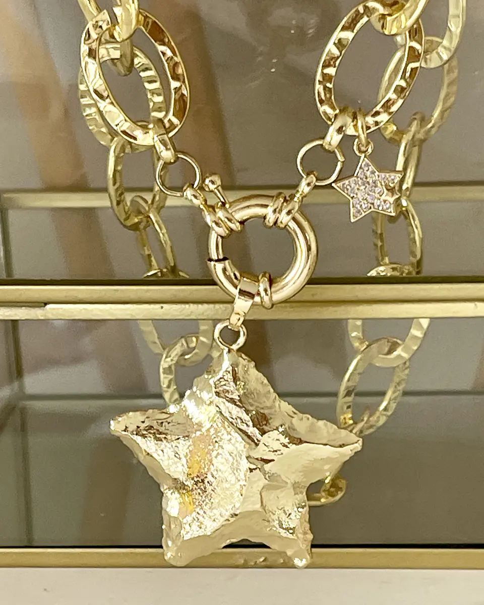 Collar Maxi Estrella Martillada Relieve Gold  2